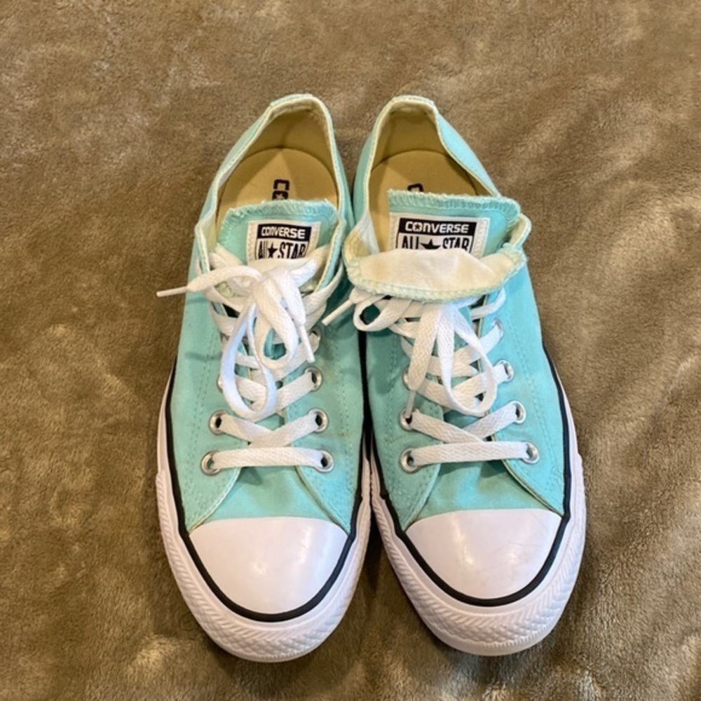 Converse Size 8 Light Blue Double Tongue EXCELLENT Condition